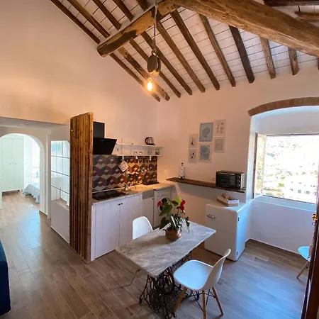 Casa Ange - Lerici, Golfo Dei Poeti * Леричи